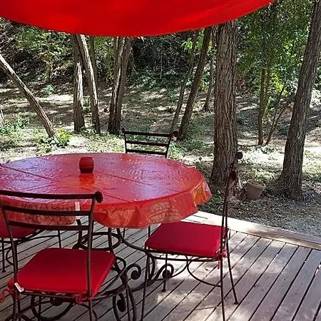 Oda ve Kahvaltı Des Branches & Vous 3*