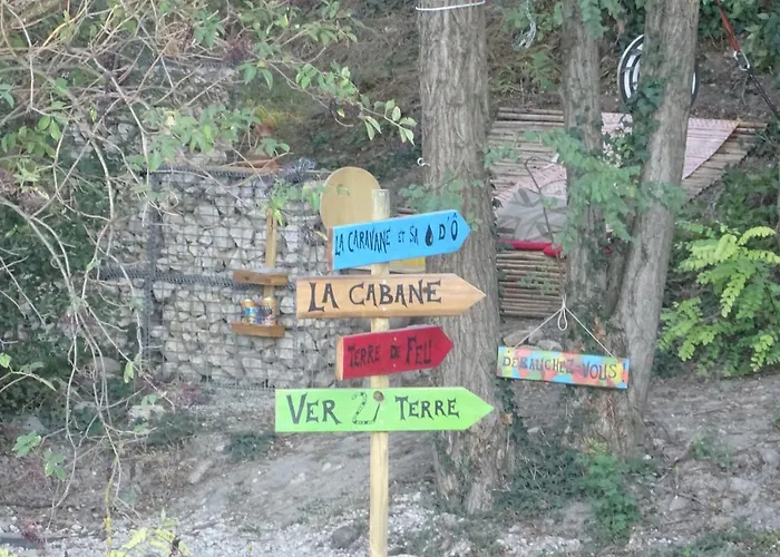 Des Branches & Vous Nocleg ze śniadaniem 3*